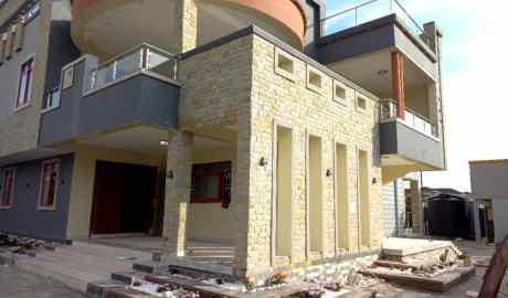Get the best price quote on property renovation and refurbishment for residential and commercial buildings in Kampala and other towns in Uganda at Gretarck Décor & Interiors Limited.